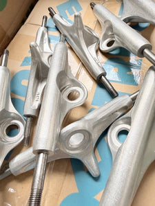 Destructo D1 Mid Aluminum Hangers
