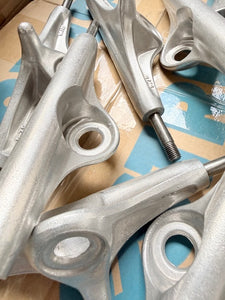 Destructo D1 Mid Aluminum Hangers
