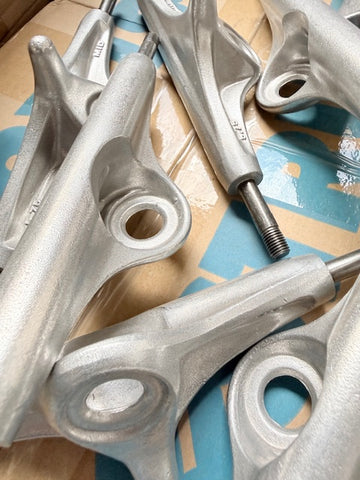 Destructo D1 Mid Aluminum Hangers